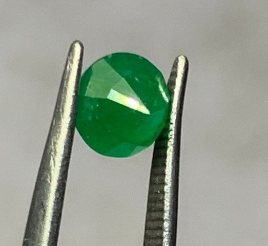 0.82Ct Beautiful Natural Green Color Emerald Round Cut From Swat Pakistan