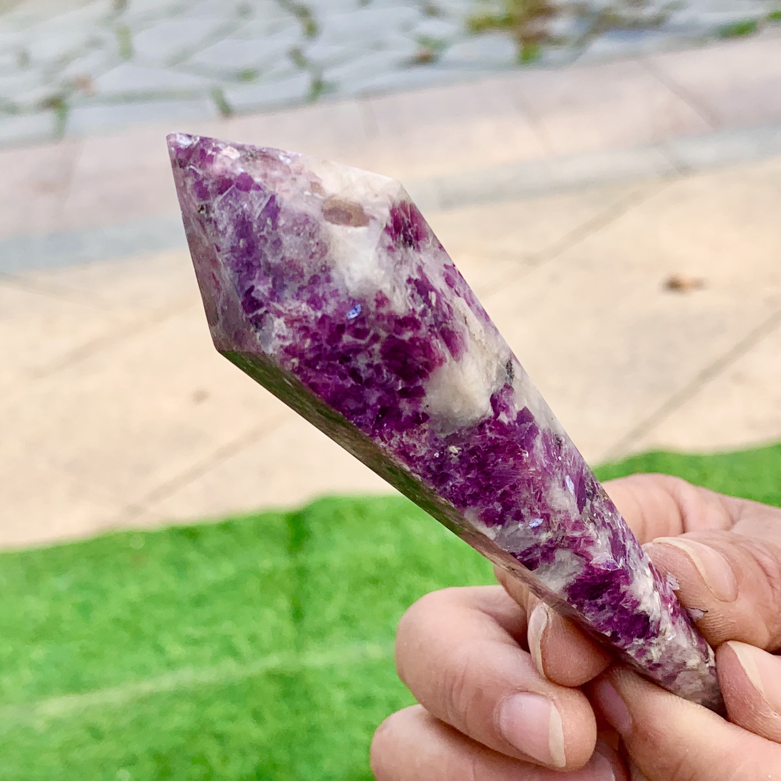 83G Natural Purple Cloud Mother Crystal Pillar Magic Wand Obelisk Point Healing