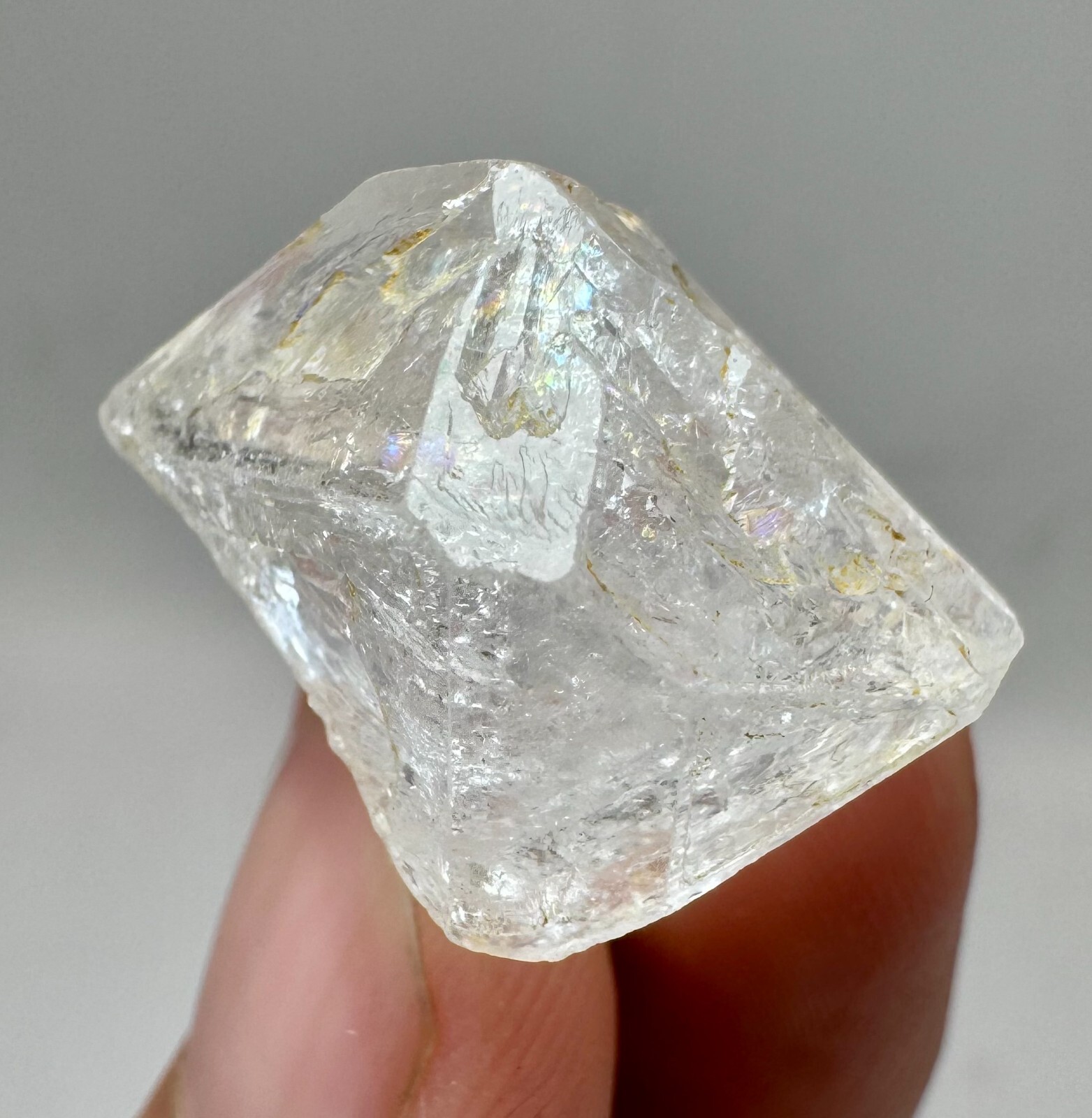 50 Carat Top Diamond,Quartz with moving Bubble Inside From Baluchistan Pakistan