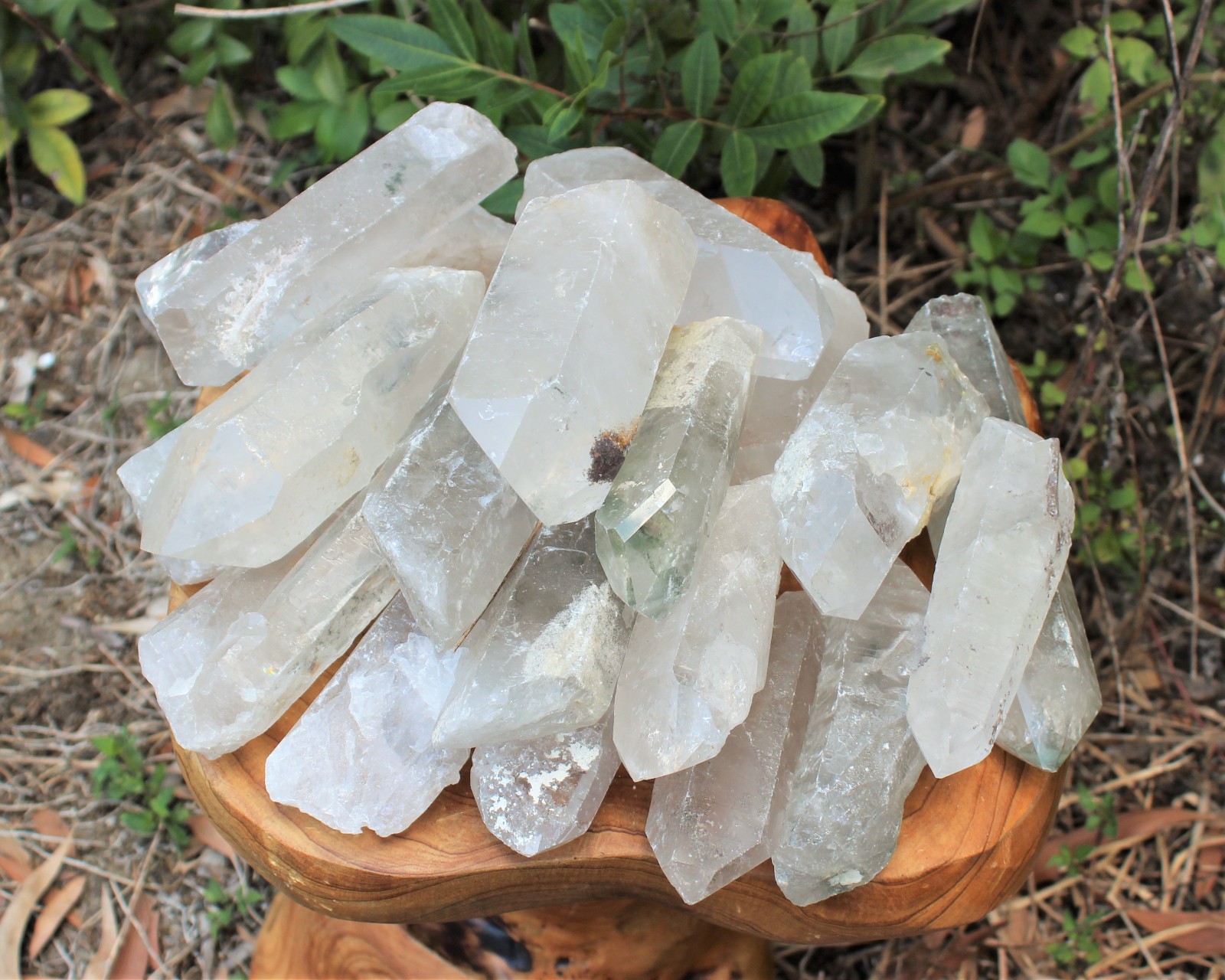 Large CLEARANCE Natural Clear Quartz Crystal Points – Choose Size (‘B’ Grade)