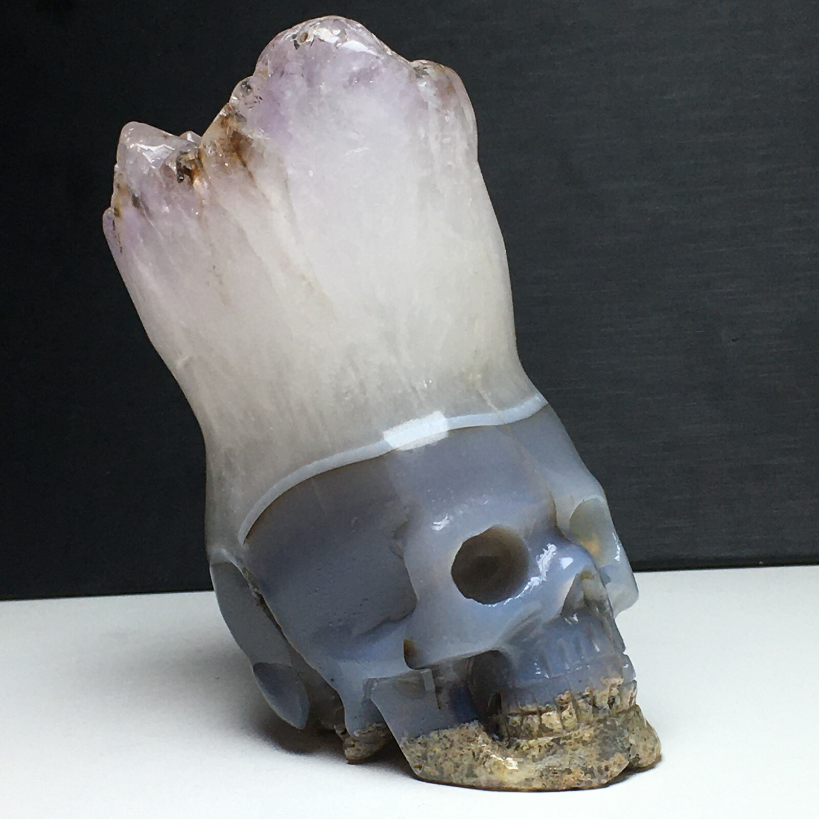 449g Natural Crystal Specimen. Agate Crystal. Hand-carved.The Exquisite Skull.CN