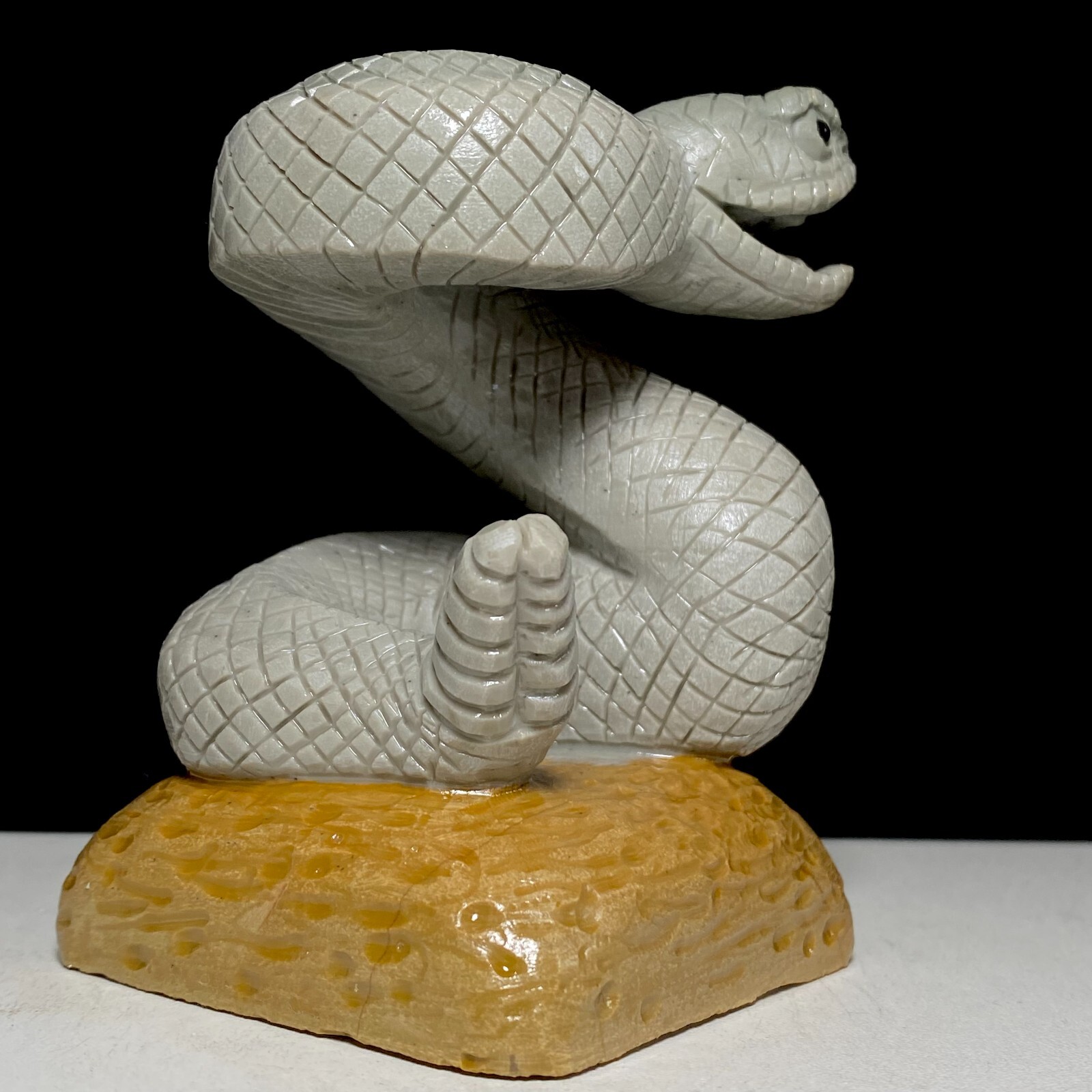 Natural Crystal Quartz Mineral Specimen Songhua Stone Handcarved Rattlesnake