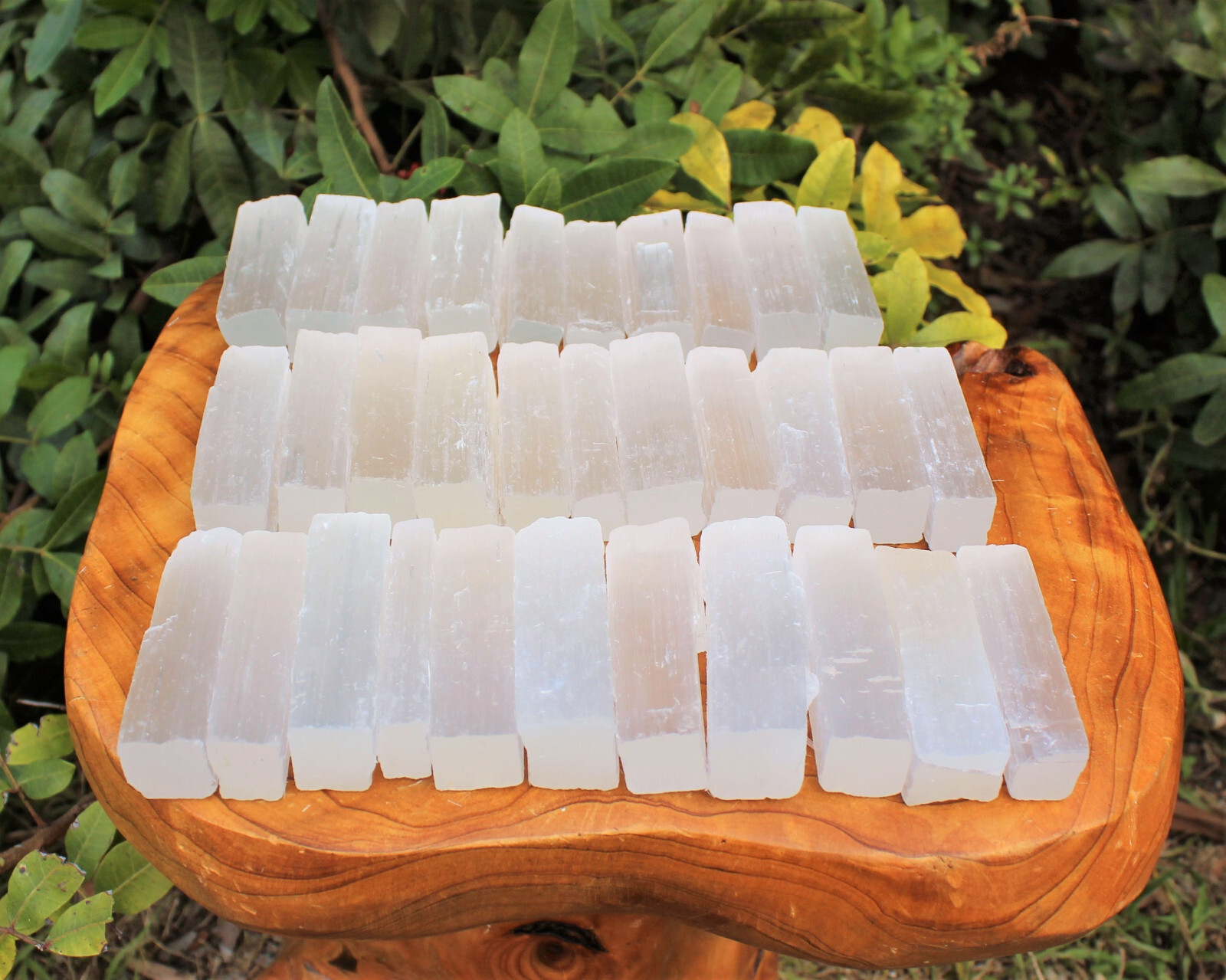 10 lb Bulk Wholesale Lot 2.5″ – 3″ Selenite Logs Crystal Stick Wand Blade