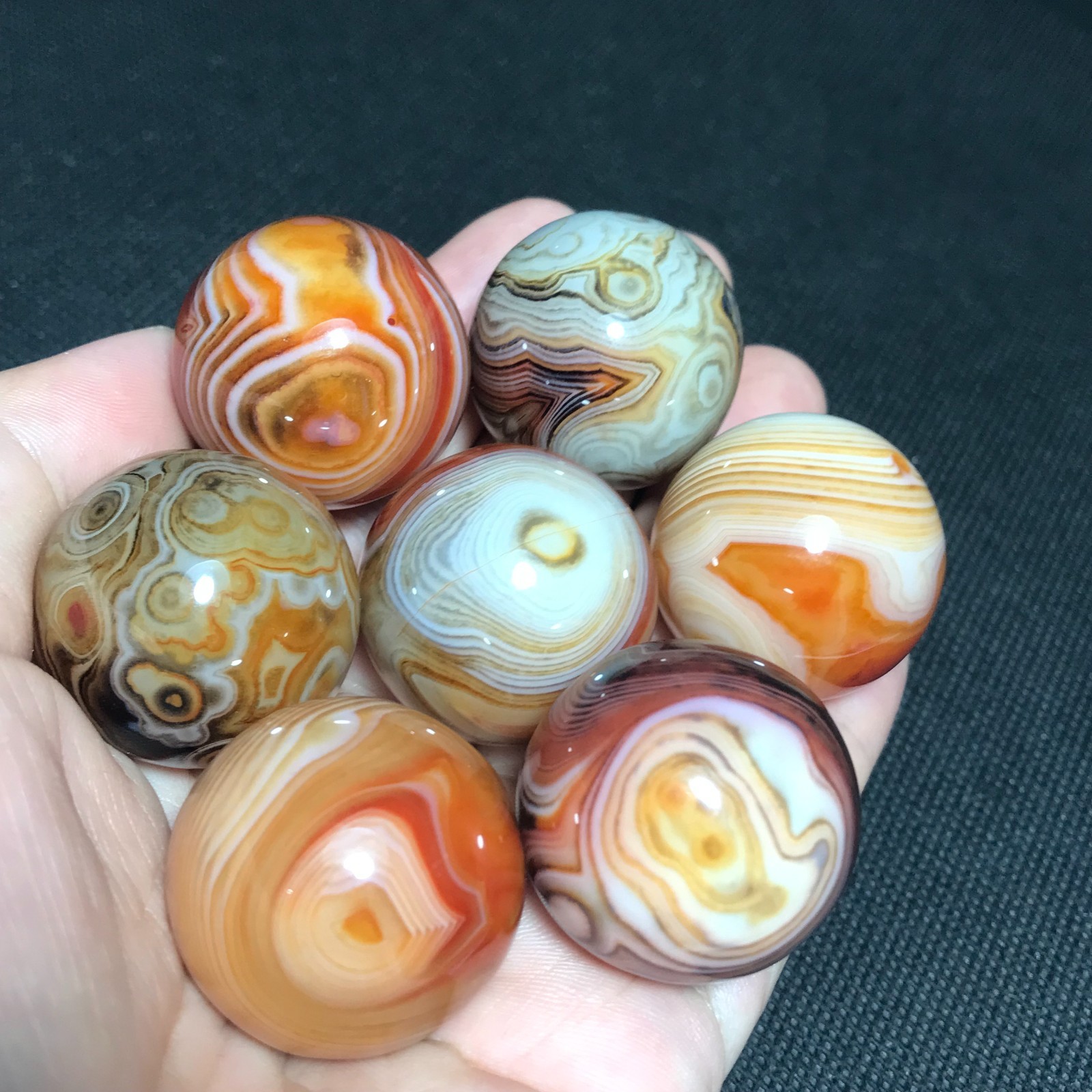 191g 7pcs 26mm Polished Silk Banded Lace Agate Ball Madagascar+base 477