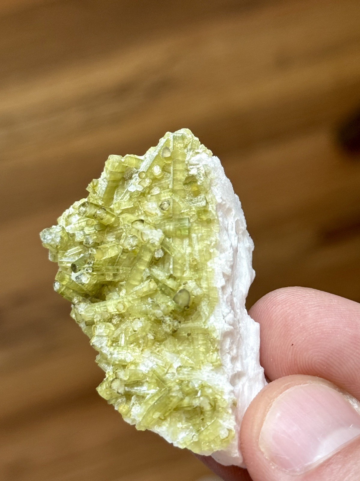 Video-Green Tourmaline w/ Quartz Crystal Skardu, Pakistan 5cm – 22.9g – ID103
