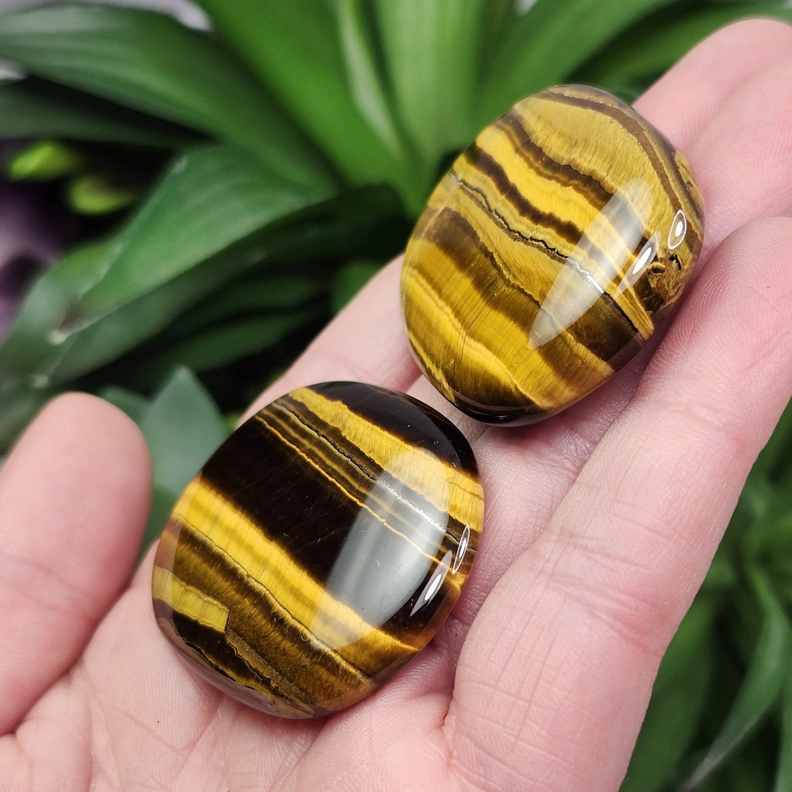 Tiger’s Eye Palm Stone, Polished Tigers Eye Crystal
