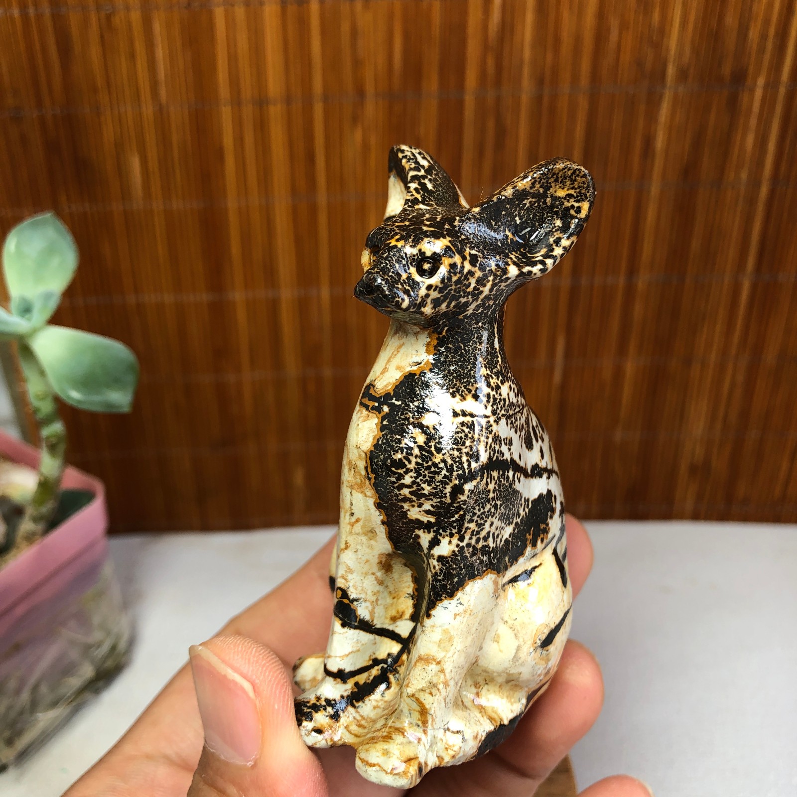 Rare Natural Traditional Chinese Painting Hand Carving Animal Model 117g g8396