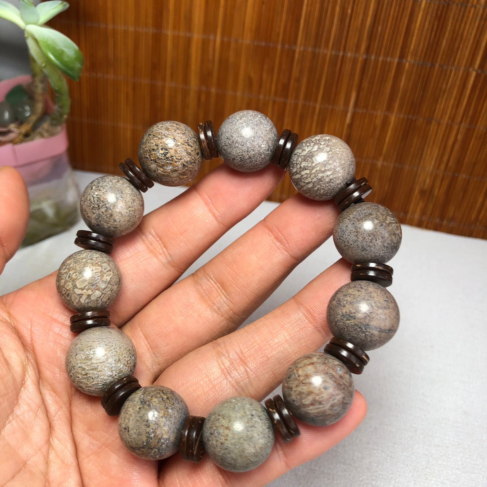 16+mm Natural dinosaur bone gemstone Crystal chain bracelet Specimen A9176