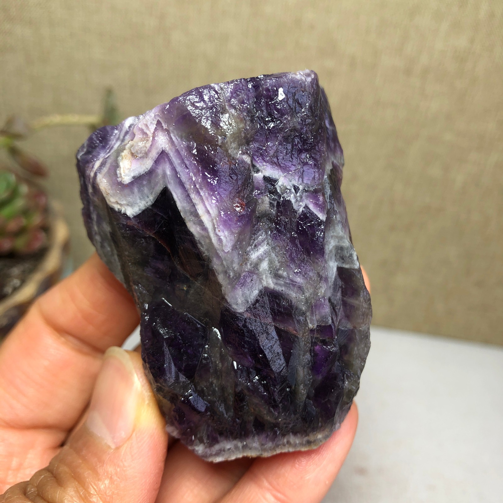 60mm Natural Dream Amethyst gemstone rough Crystal uncut specimens 108g A3812