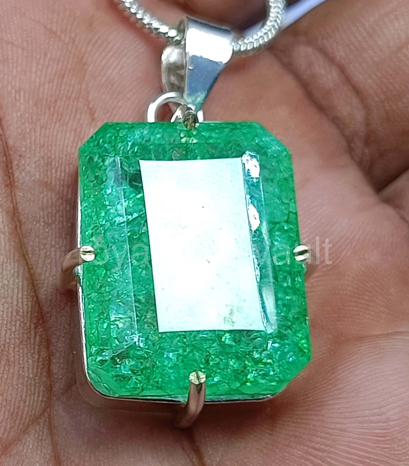 Natural Green Emerald 83.10 Ct Pendant Emerald Cut 925 Silver IGL 5JOY