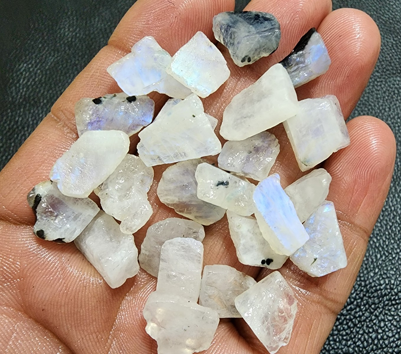 Premium 25pcs Rainbow Moonstone Rough 15-16mm | Raw Healing Crystals for Chakra