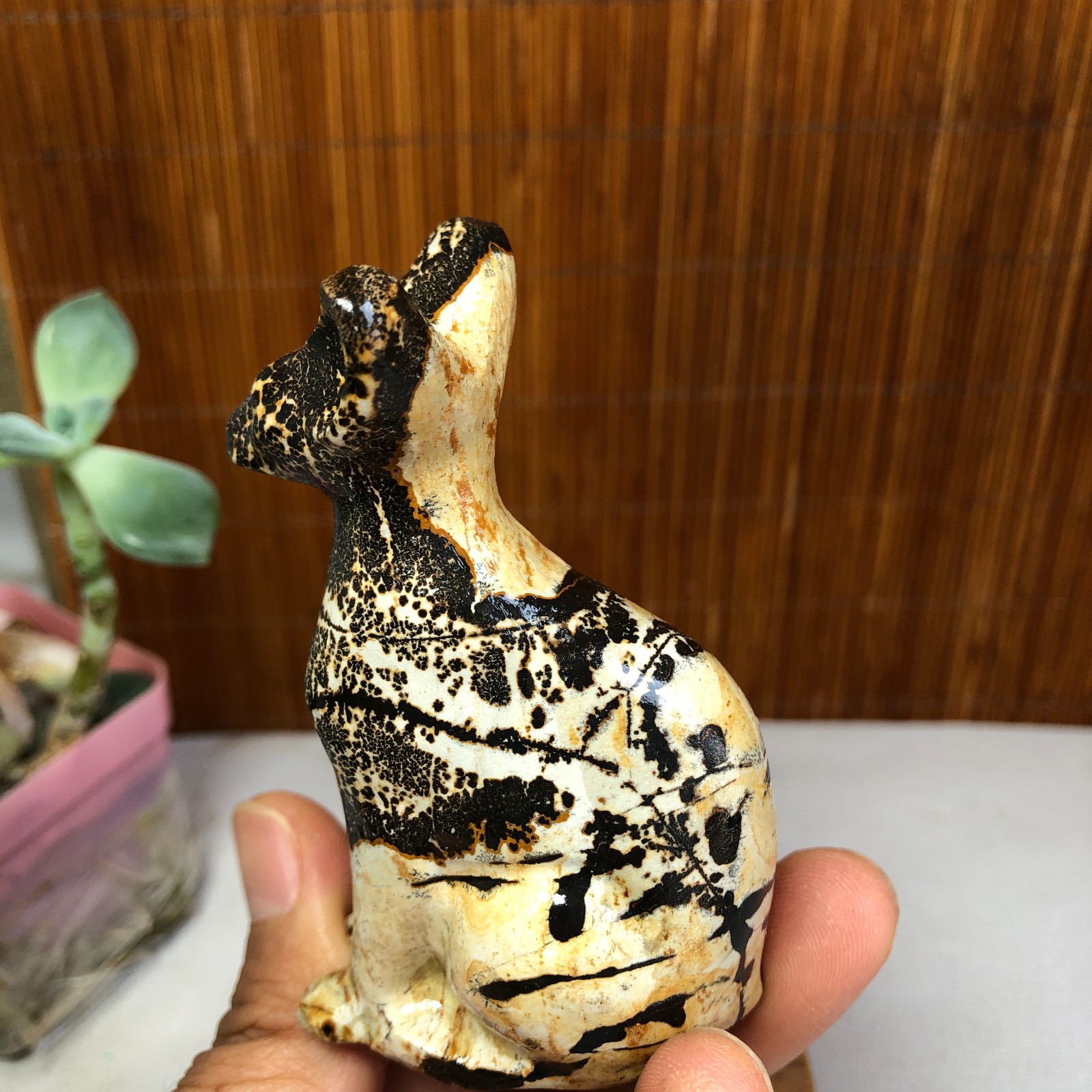 Rare Natural Traditional Chinese Painting Hand Carving Animal Model 117g g8396