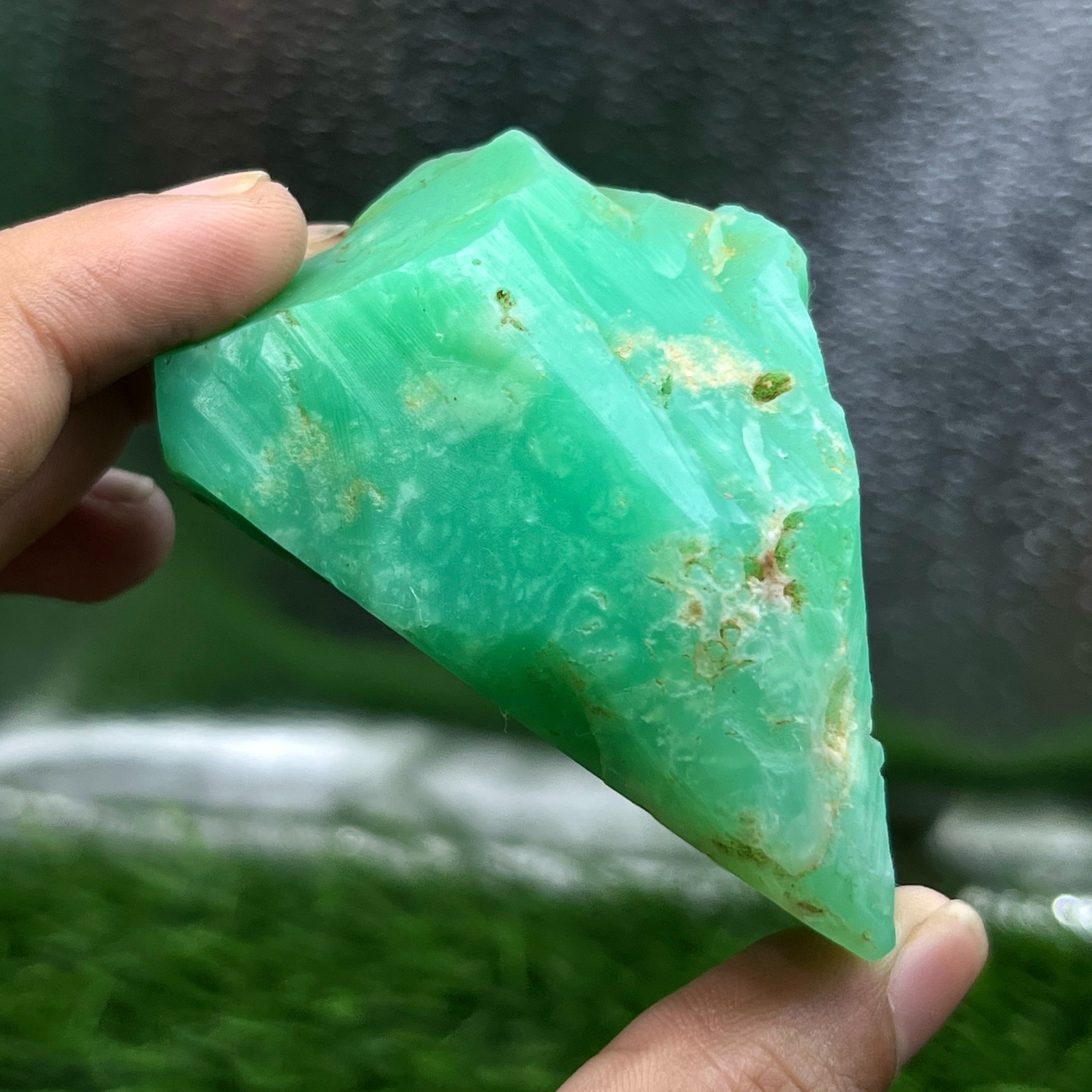 Rare Green Chrysoprase Rough Stone 639Ct Natural Gem Specimen Nugget