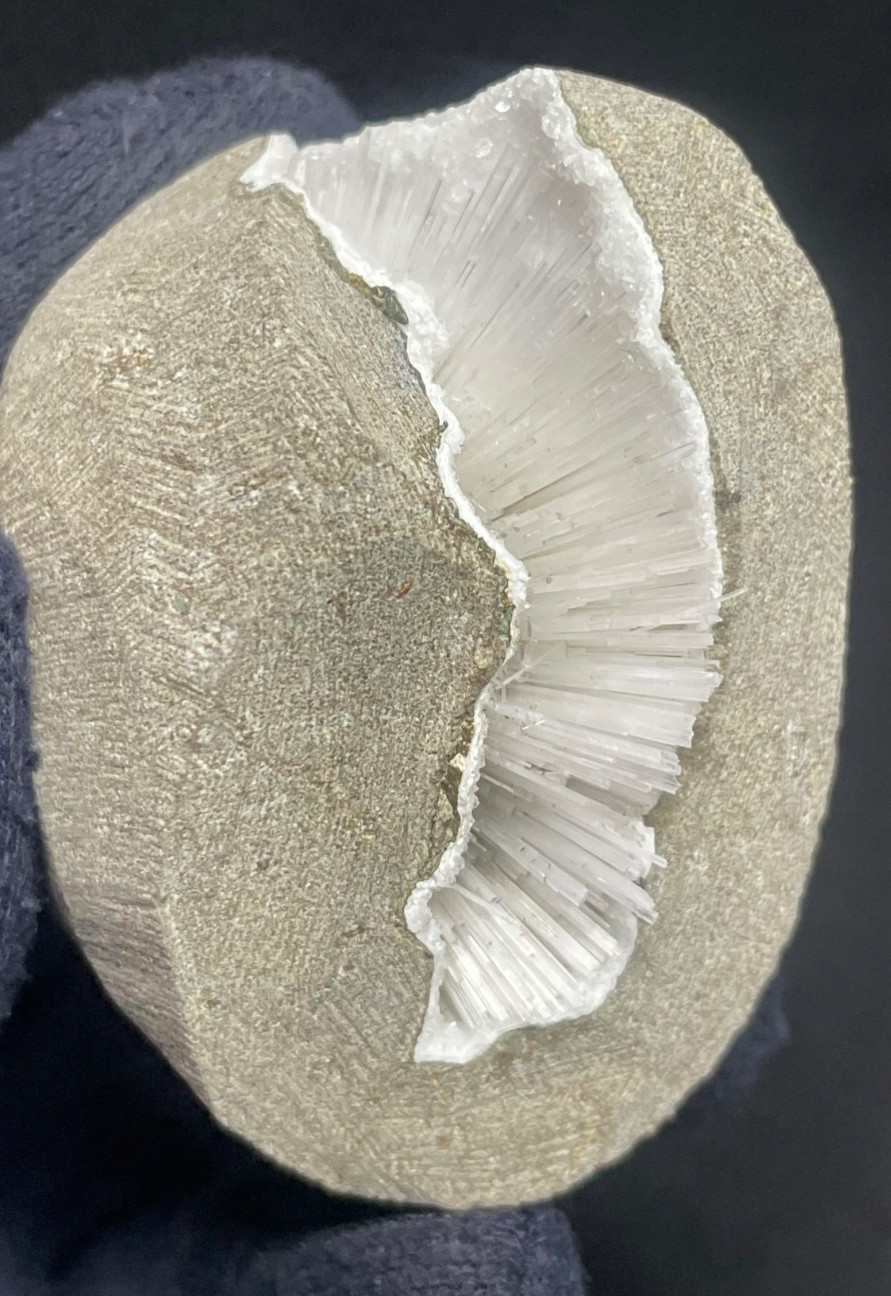 Stunning scolecite spray inside in matrix W/ natural formation of geode