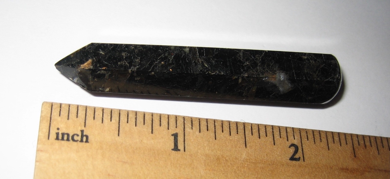 60mm RARE! POLISHED NATURAL AUTHENTIC NUUMMITE STONE WAND GREENLAND 16grams *2
