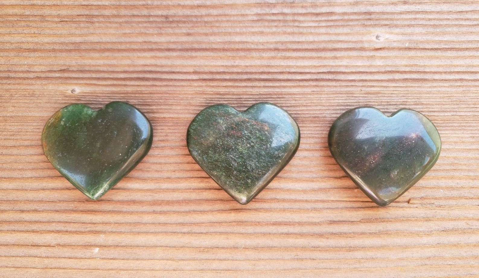 NATURAL GREEN JADE GEMSTONE PUFFY HEART 30-35mm