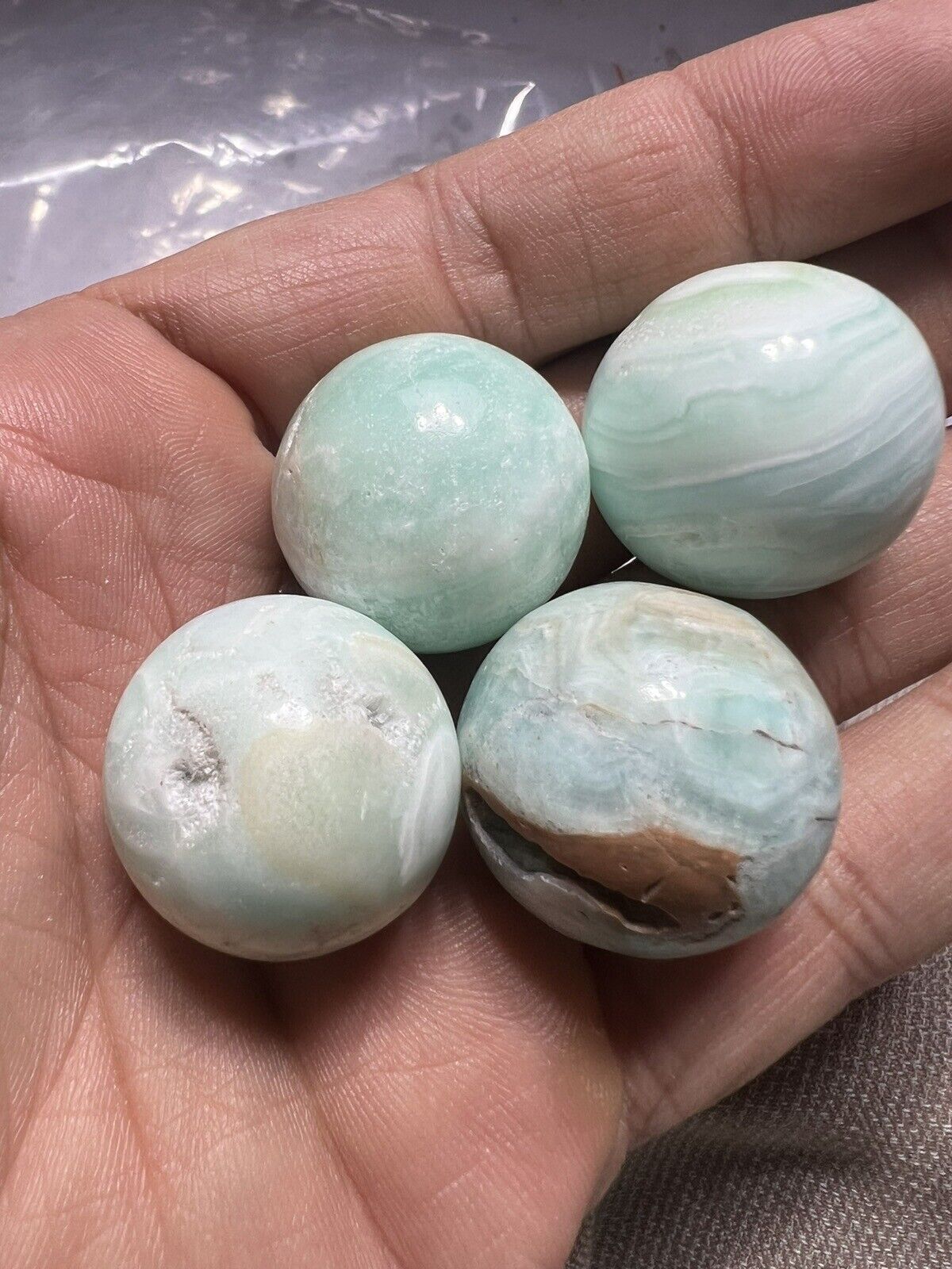 20-30mm round small spheres Aragonite balls 100 PCs wholesale lot Beads undril