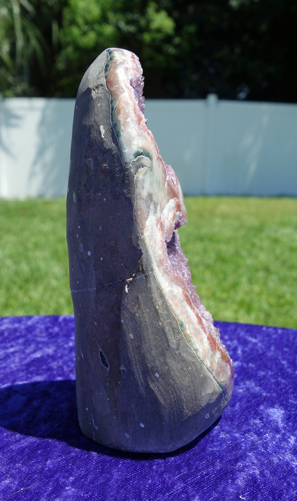 Stunning Pink AMETHYST Quartz Crystal Points in Geode Self Standing Argentina
