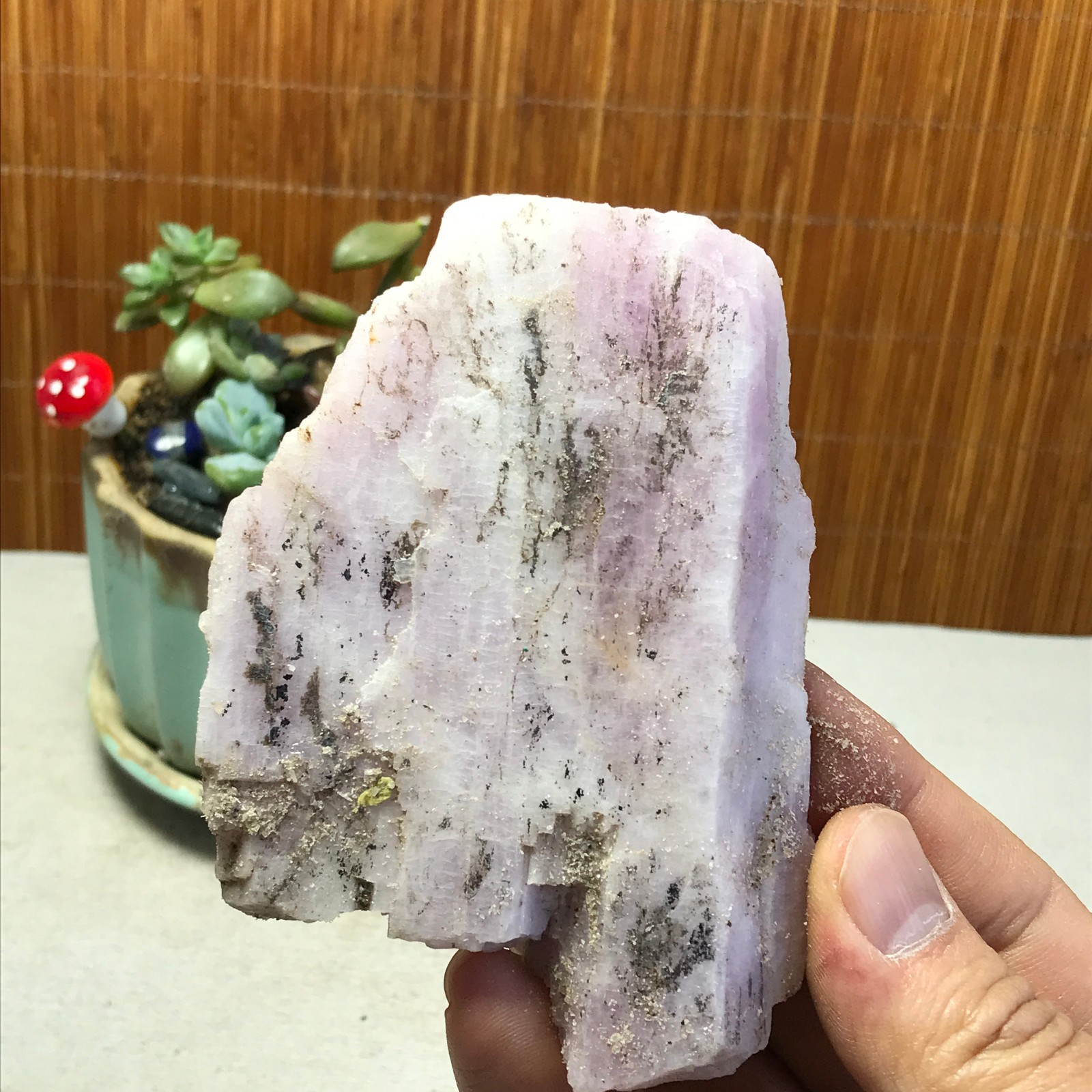 98-68-13mm NATURAL ROUGH KUNZITE PINK SPODUMENE CRYSTALS 177g A5341