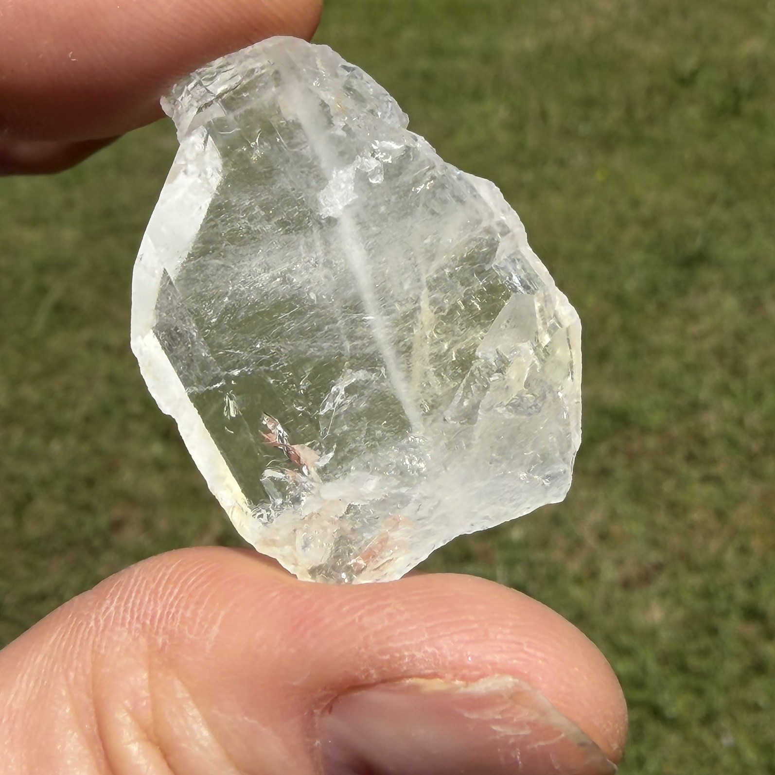 Natural Faden Quartz crystal Pakistan 14.5 Grams Approx