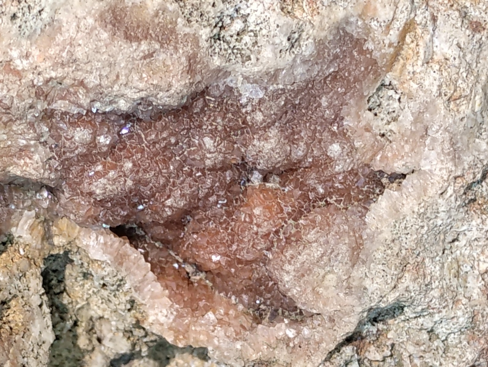 Stunning Extra Large Missouri Druze Quartz Specimen – Valle Mines