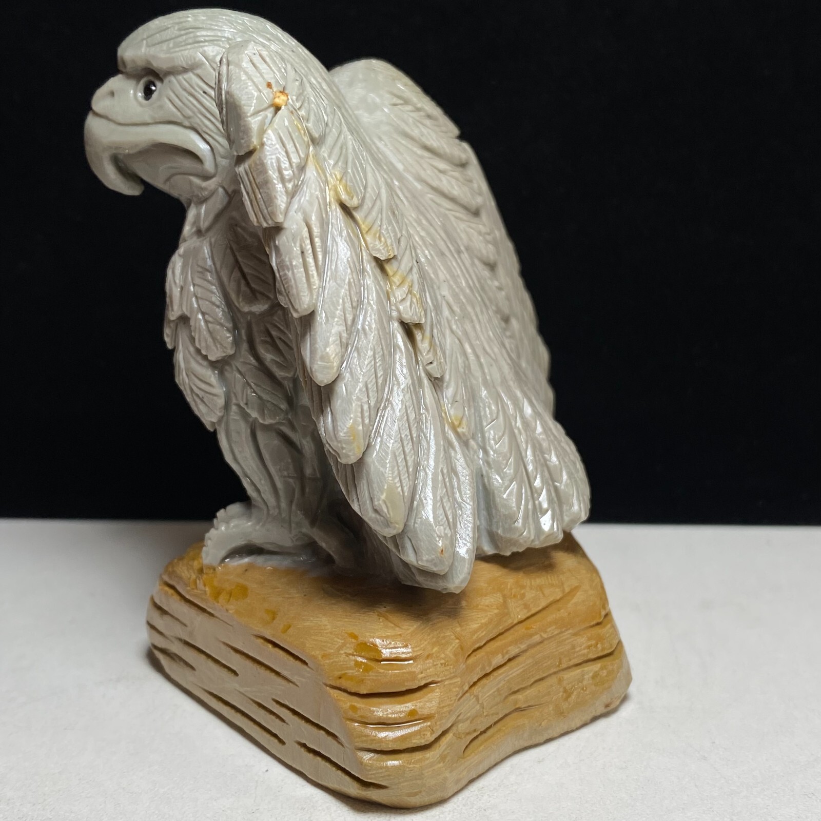Natural Crystal Quartz Mineral Specimen Songhua Stone Handcarved Eagle Gift