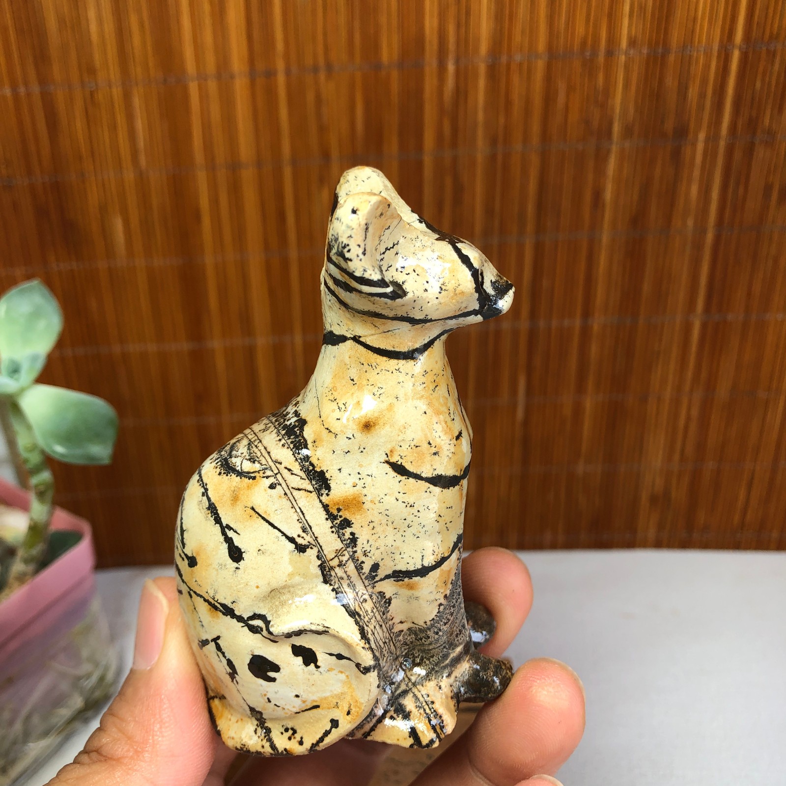 Rare Natural Traditional Chinese Painting Hand Carving Animal Model 136g g8397