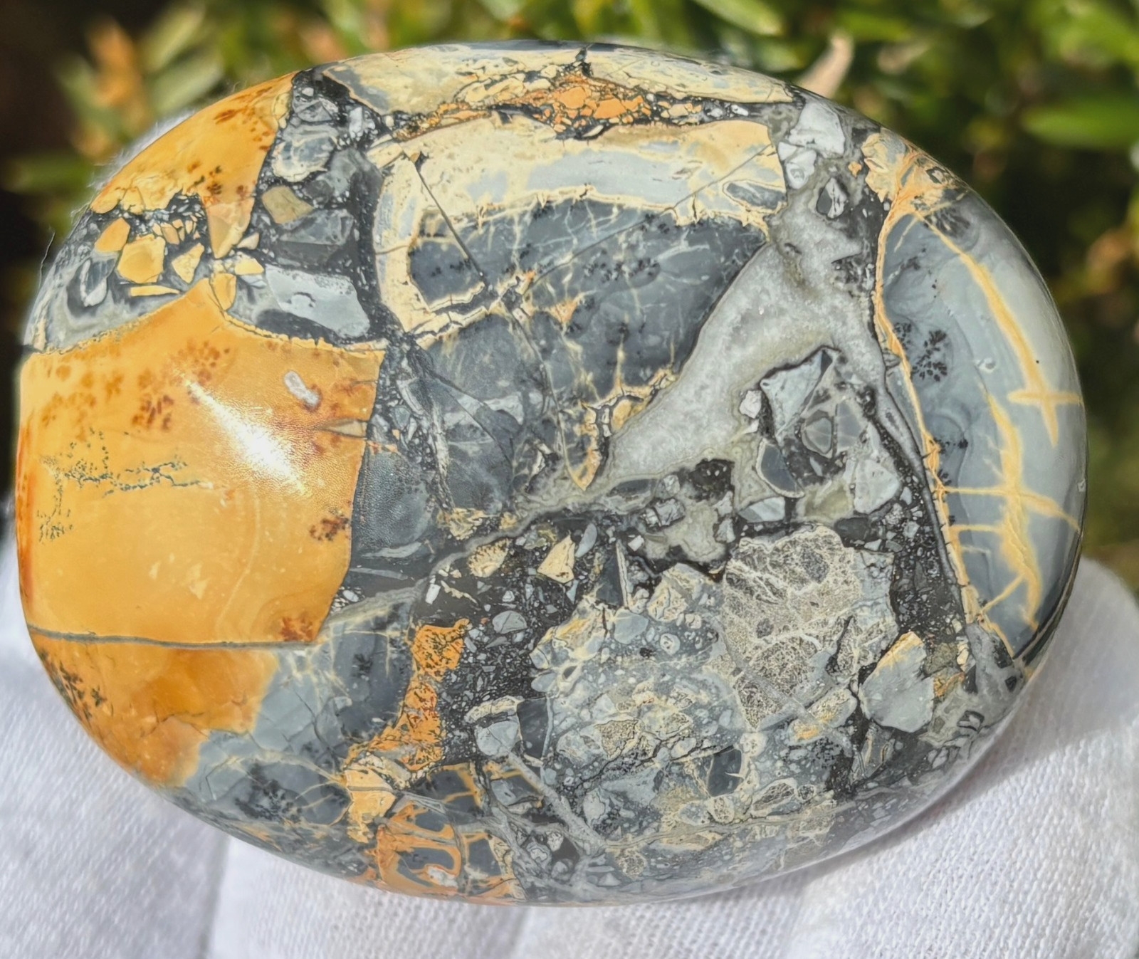 USA SALE 122g 2.3″ MALIGANO JASPER PALMSTONE PALM STONE Bumblebee colors