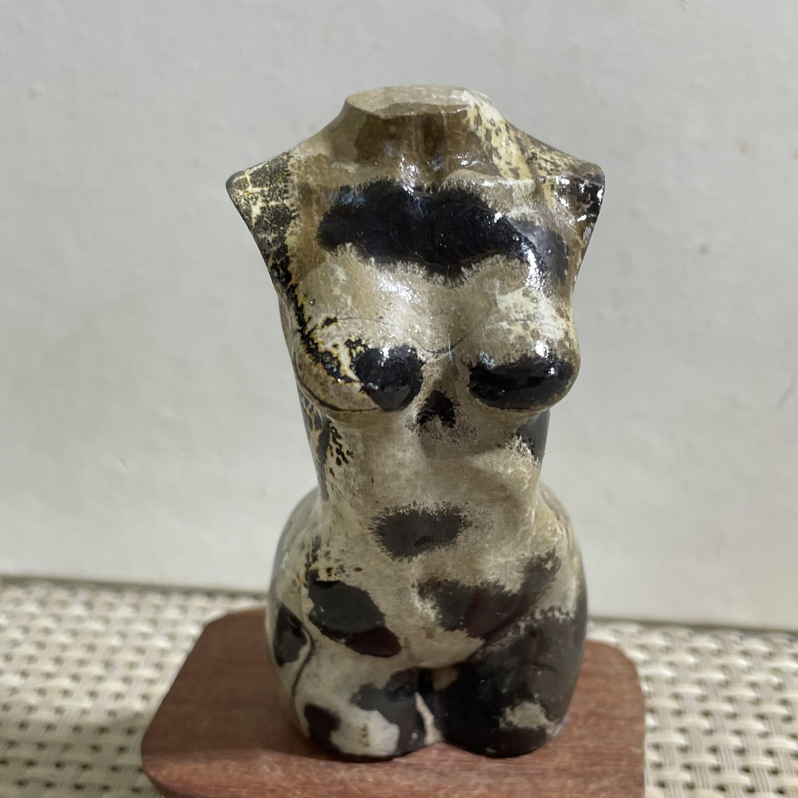 Rare 115G Traditional Chinese PaintingHand Carving Female Model