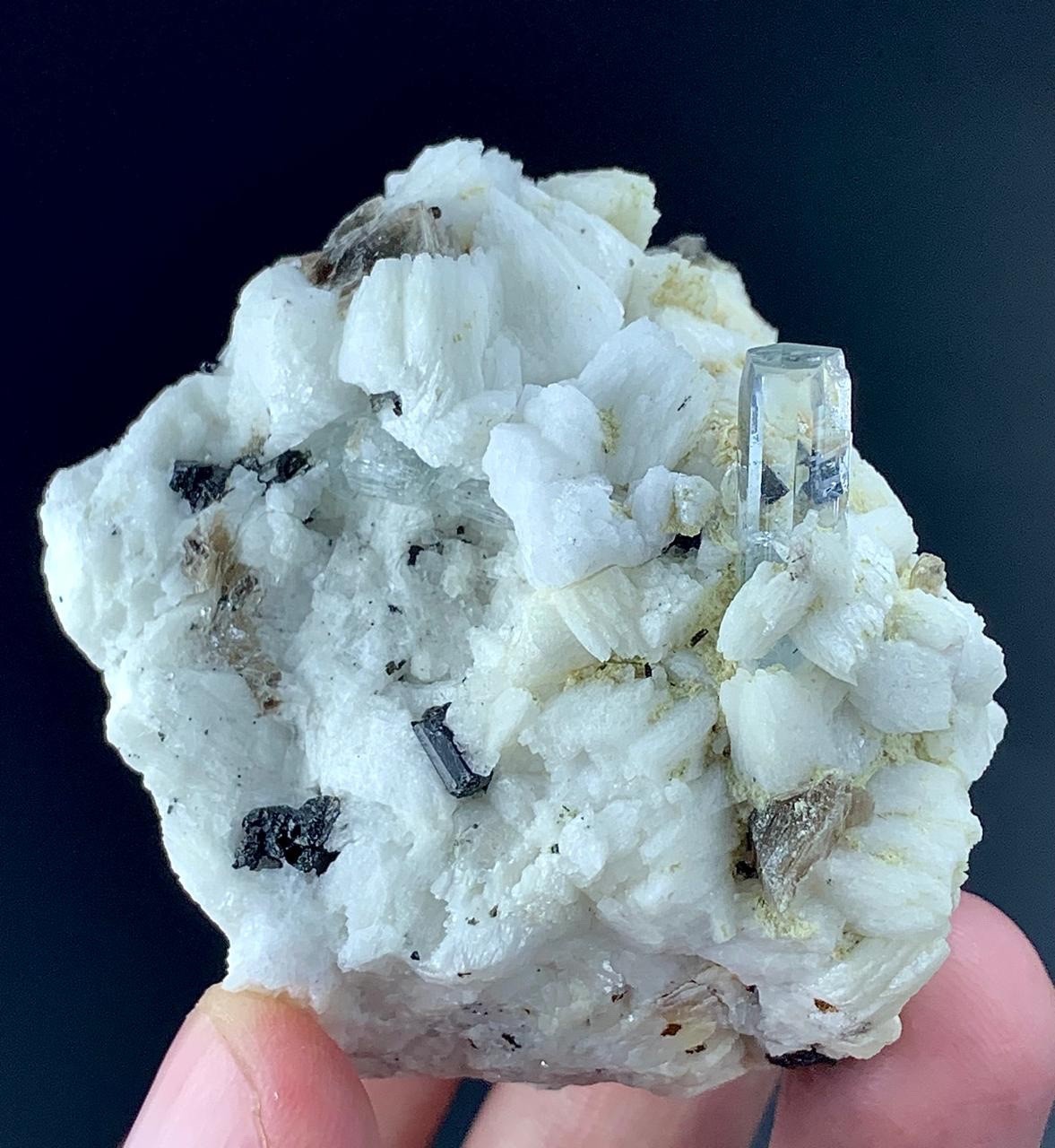 556 Carat Aquamarine With Feldspar Crystal Specimen From Pakistan