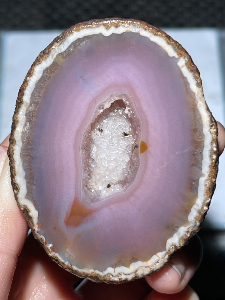 1Pair pink China Agate Hebei xuanhua natural Slices Crystal collectible 185g 73