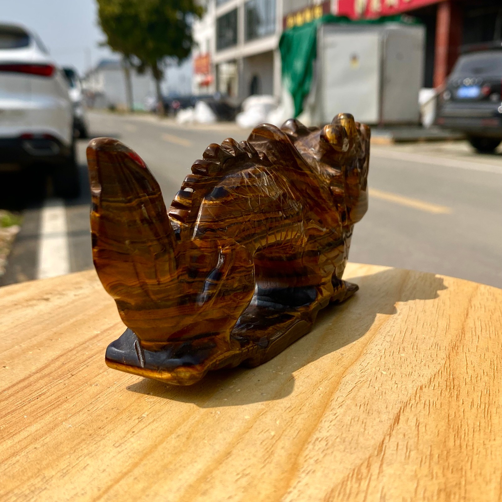 495G Natural Tiger Eye Hand Carved Dragon Figurine Crystal Healing Stone