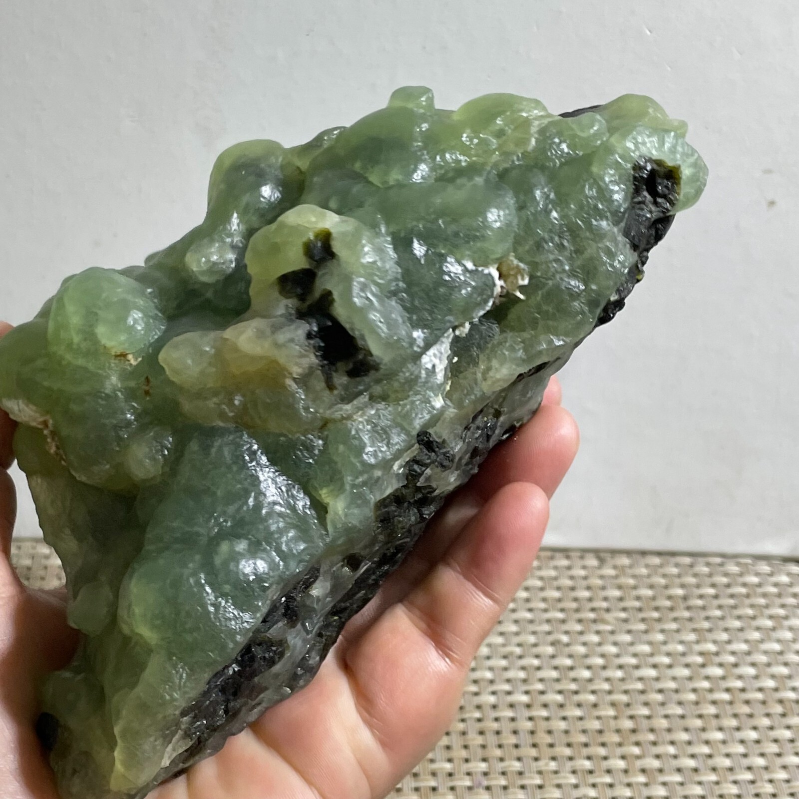 Natural green chalcedony grape agate crystal specimen Indonesia 1157g b105