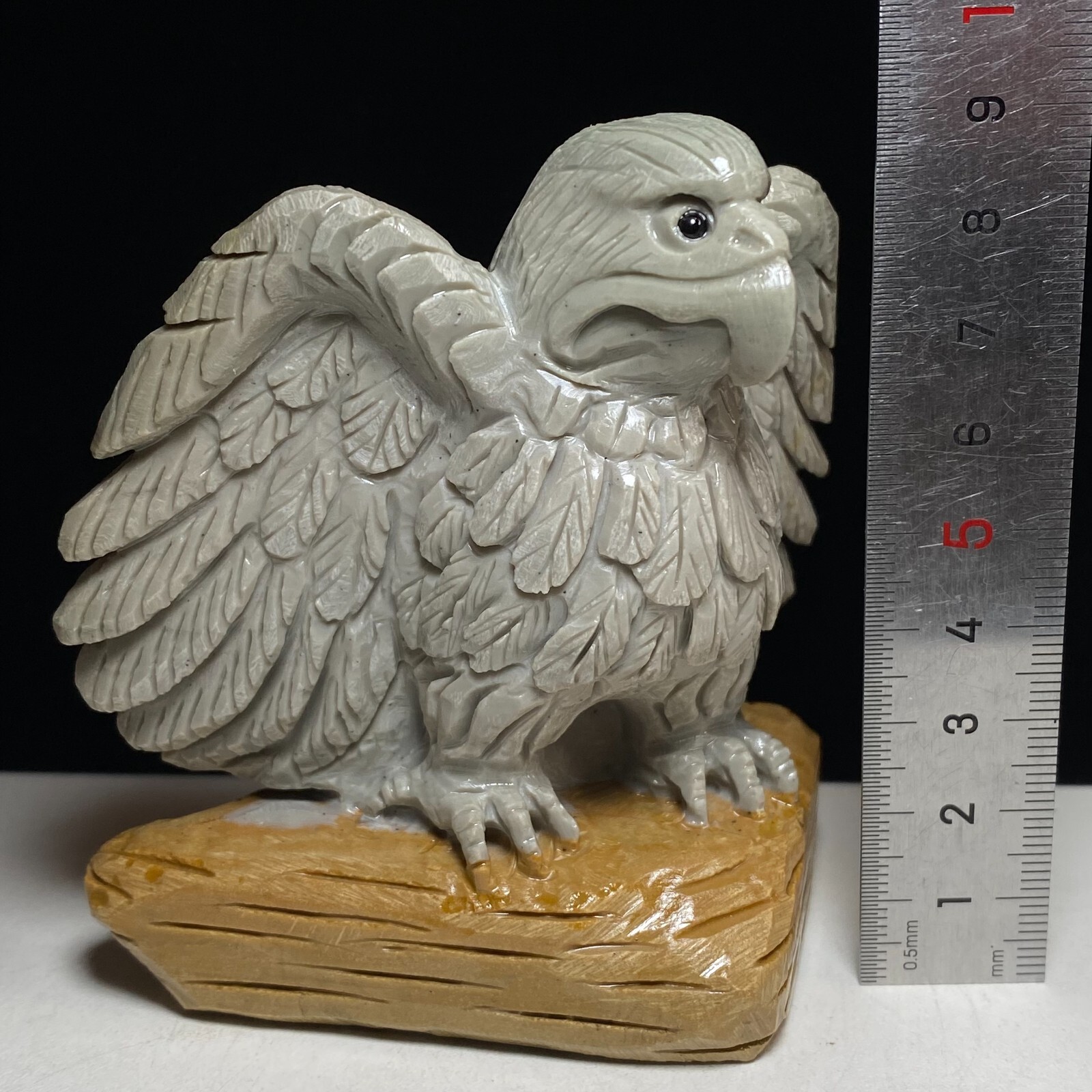 Natural Crystal Quartz Mineral Specimen Songhua Stone Handcarved Eagle Gift