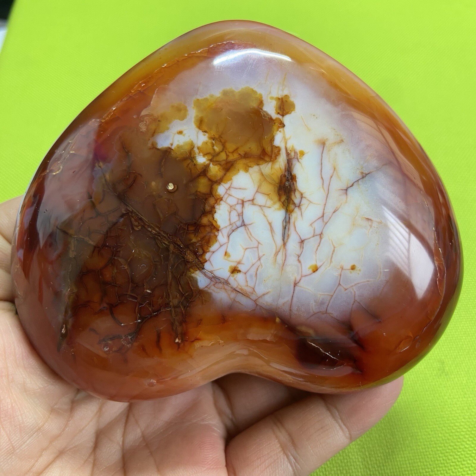 102mm528g Beautiful Patterns Red Agate Heart Carnelian Reiki Display Mad Y092