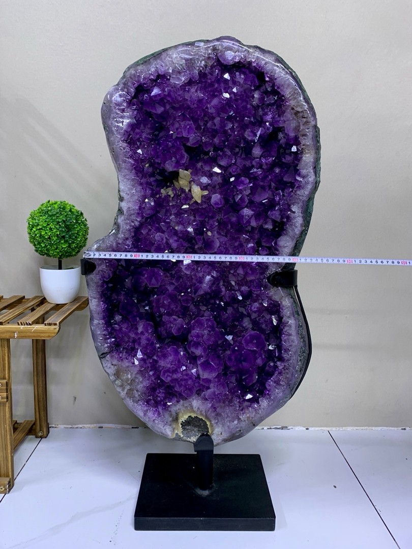 118LB Natural Amethyst Geode Crystal Cave Decor Stone Cathedral Specimen Stand