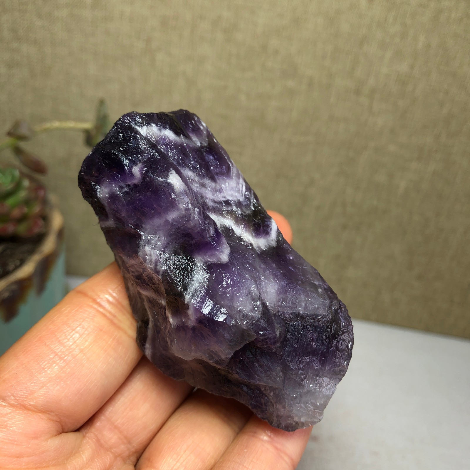 69mm Natural Dream Amethyst gemstone rough Crystal uncut specimens 111g A3815