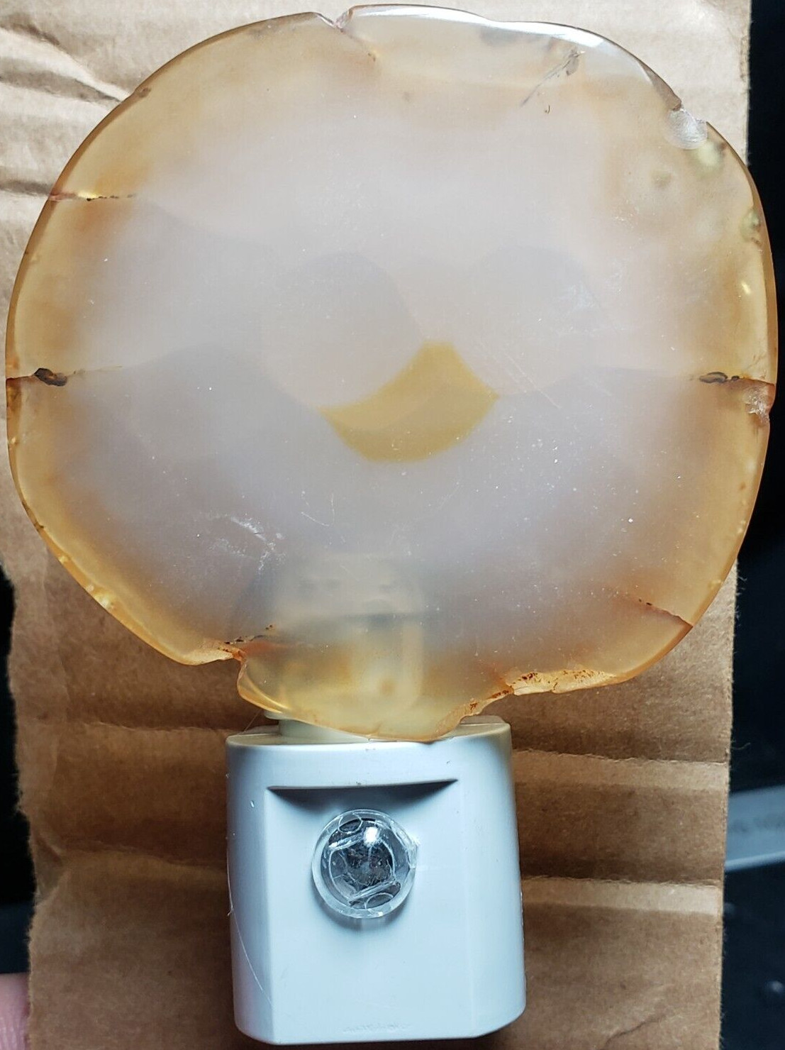 Agate Slice Night light w/ Daytime Sensor 3.5″x2.5″x2″