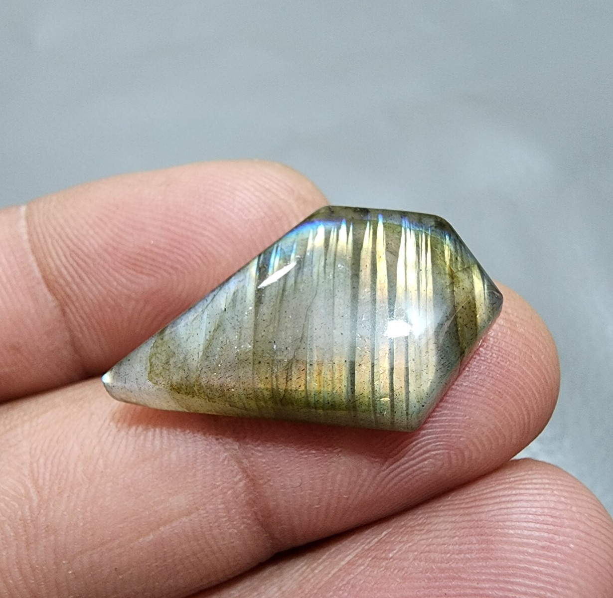 22 Crt Outstanding Labradorite Cabochon Coffin Shape Loose Gemstone For Jewelry