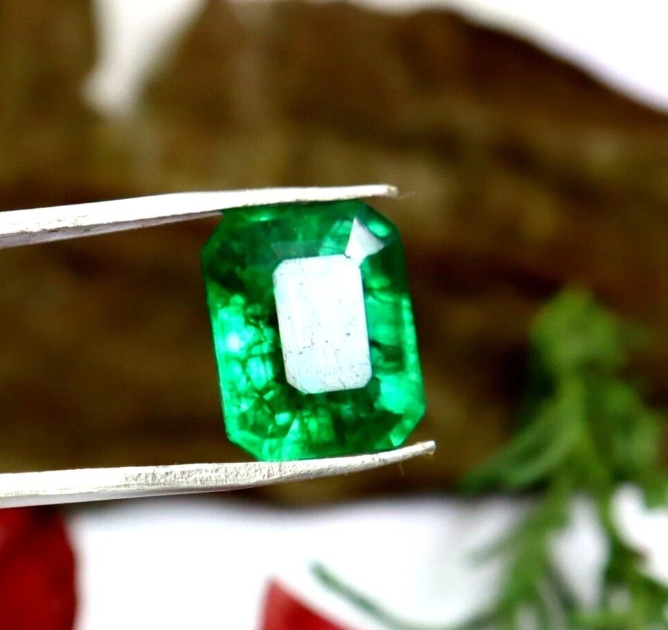 9 Ct Green Emerald Certified Natural Colombian Emerald Cut Loose Gemstone