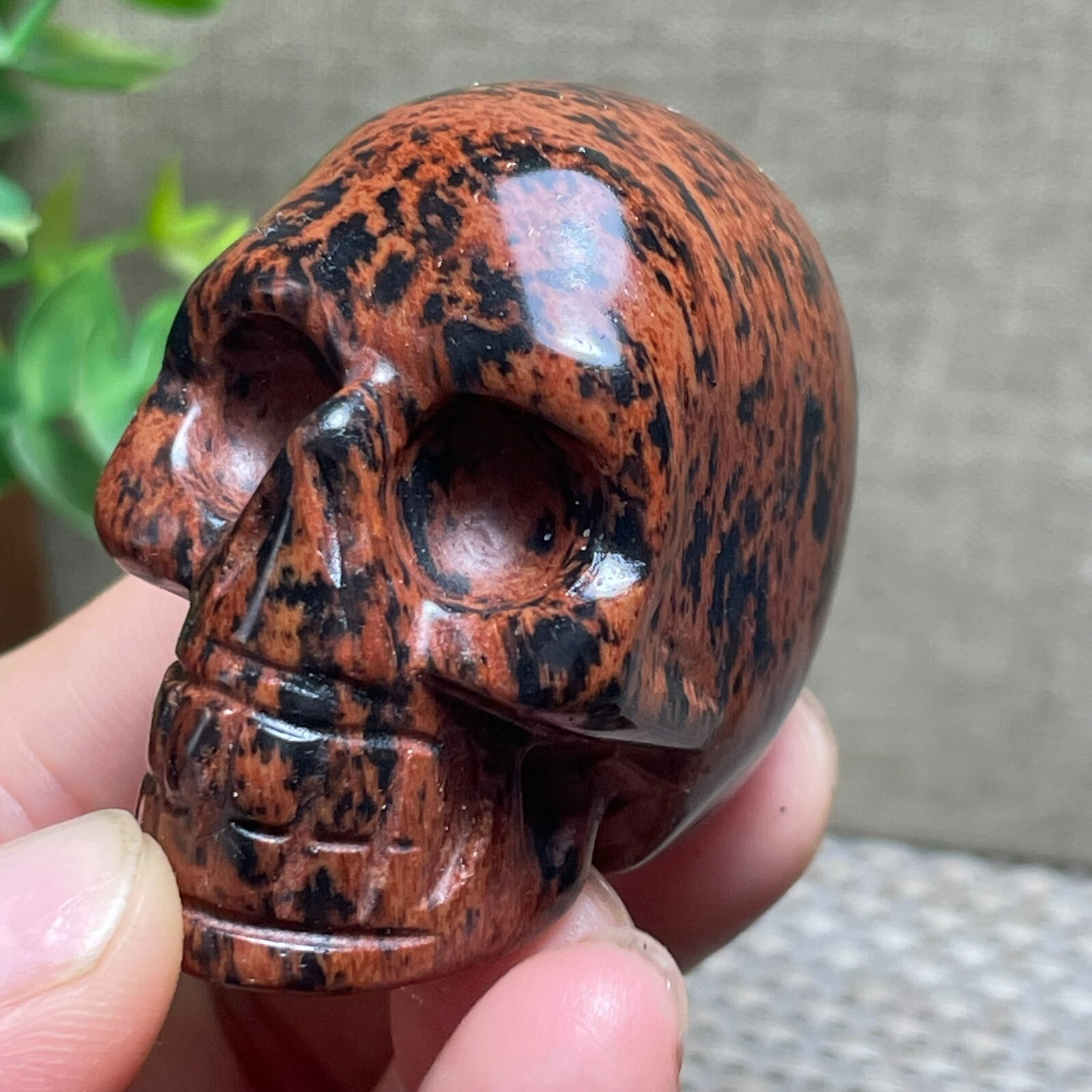 Carved stone Human Skull Head decoration Specimens 80g E3