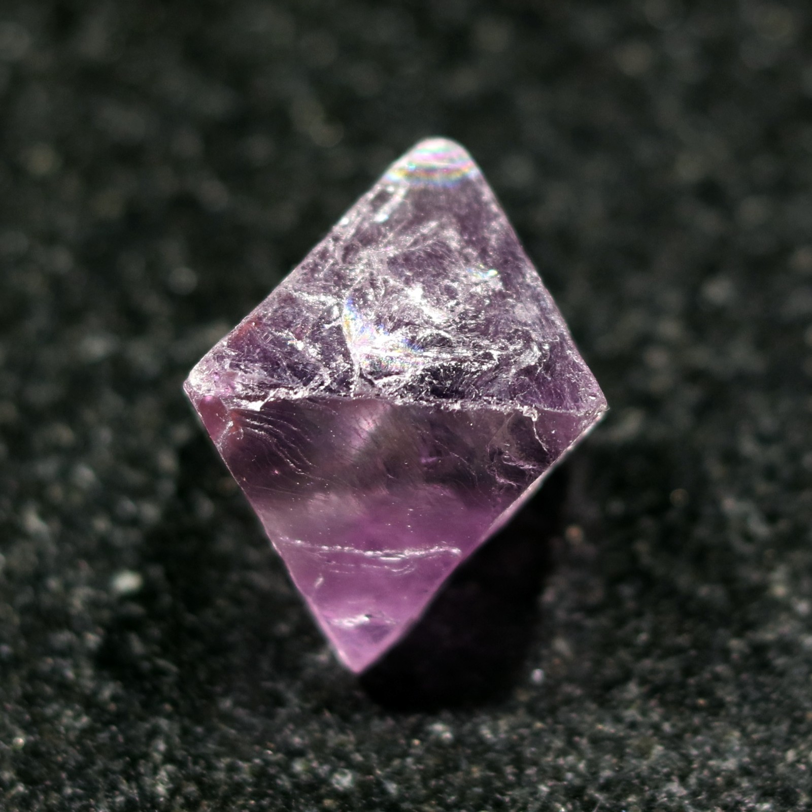 Fluorescent Mineral Specimen: Fluorite Octahedron (FLU63)