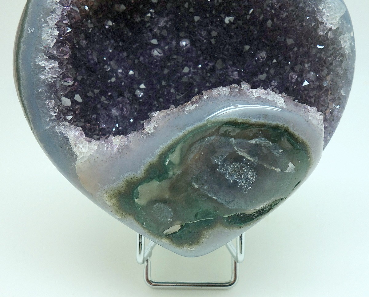 Amethyst Crystal Heart Stone Carving Uruguay