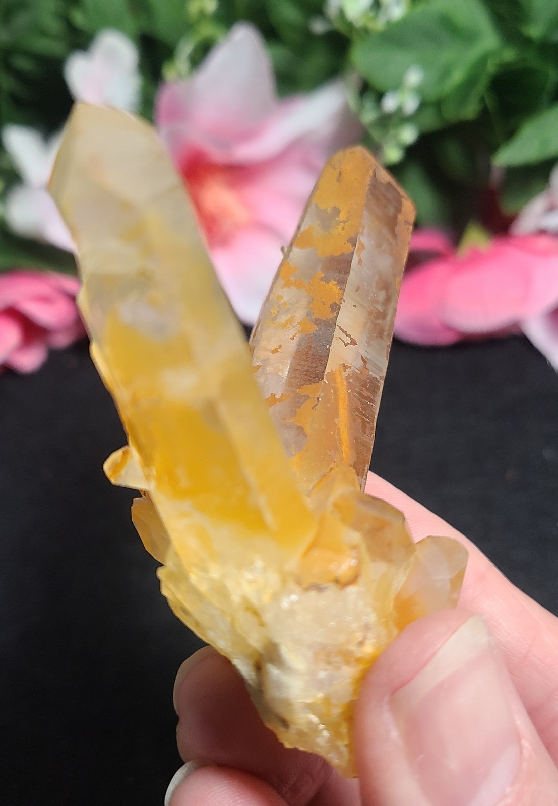 3.4″ 76g Pretty V Shape Golden Healer Quartz Crystal Cluster Stone Specimen