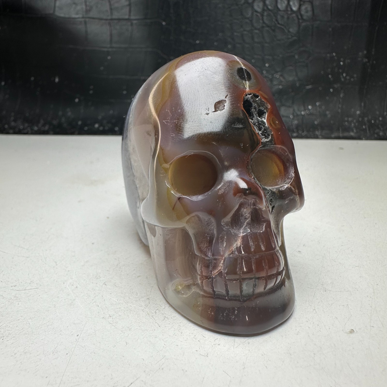 Natural Crystal Mineral Specimen. Geode Agate. Hand-carved SKULL. Statue.GIFT.cz