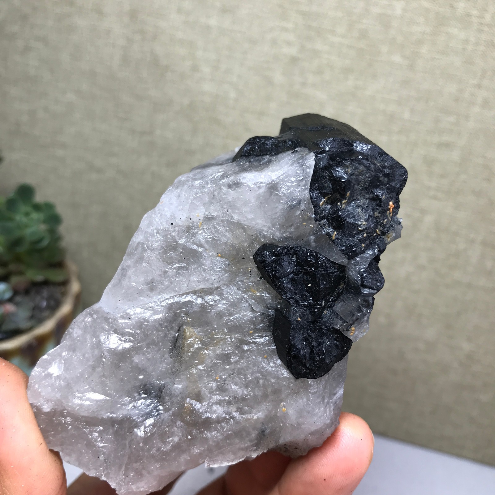 290g Natural tourmaline Crystal paragenesis gemstone original Specimen A4987