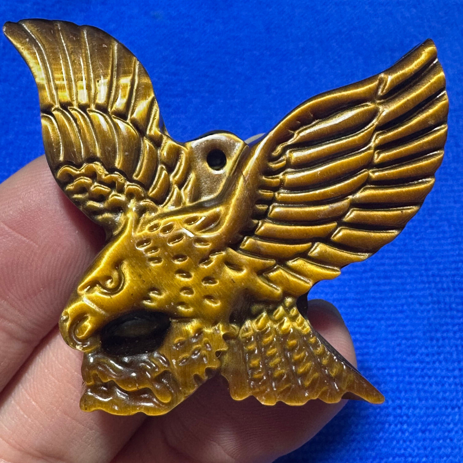 Natural Tiger eye Carved Eagle Quartz Skull Crystal Specimen Reiki Healing 1PC