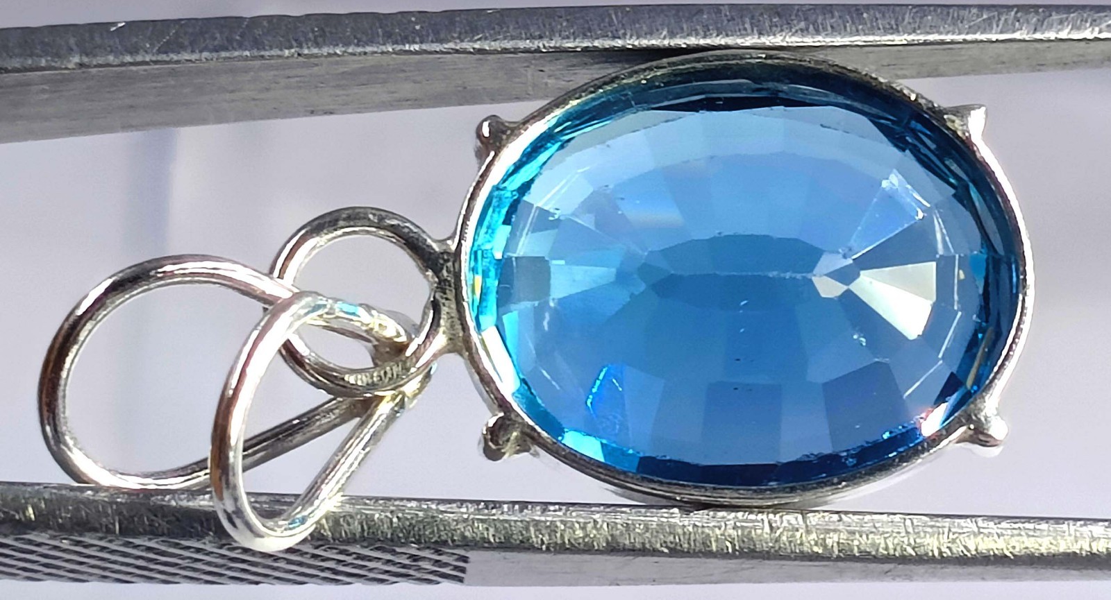 Unique Item 24 Ct Natural Blue Sapphire Pendant Oval Shape 925 Silver IGL 6MHQ