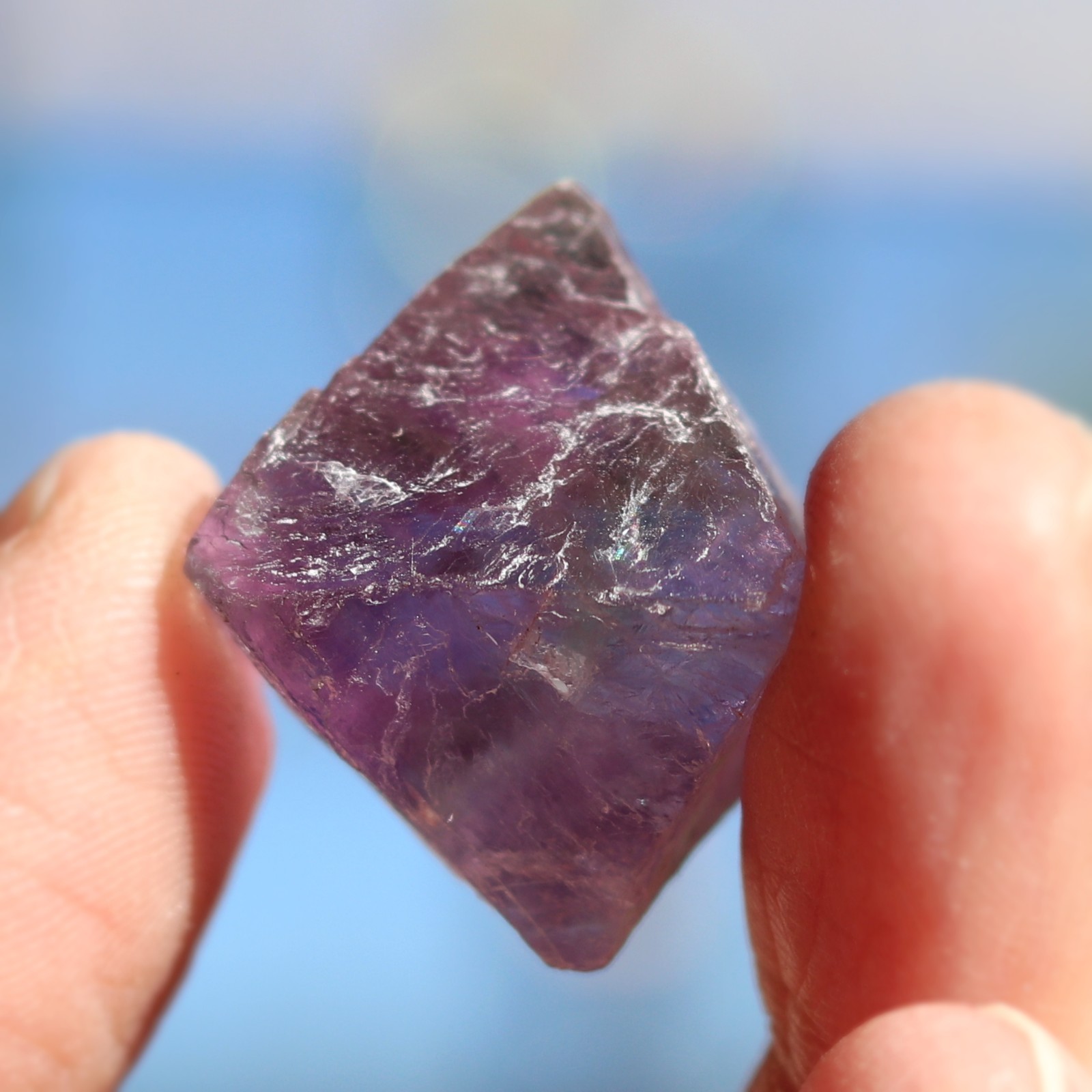 Fluorescent Mineral Specimen: Fluorite Octahedron (FLU61)