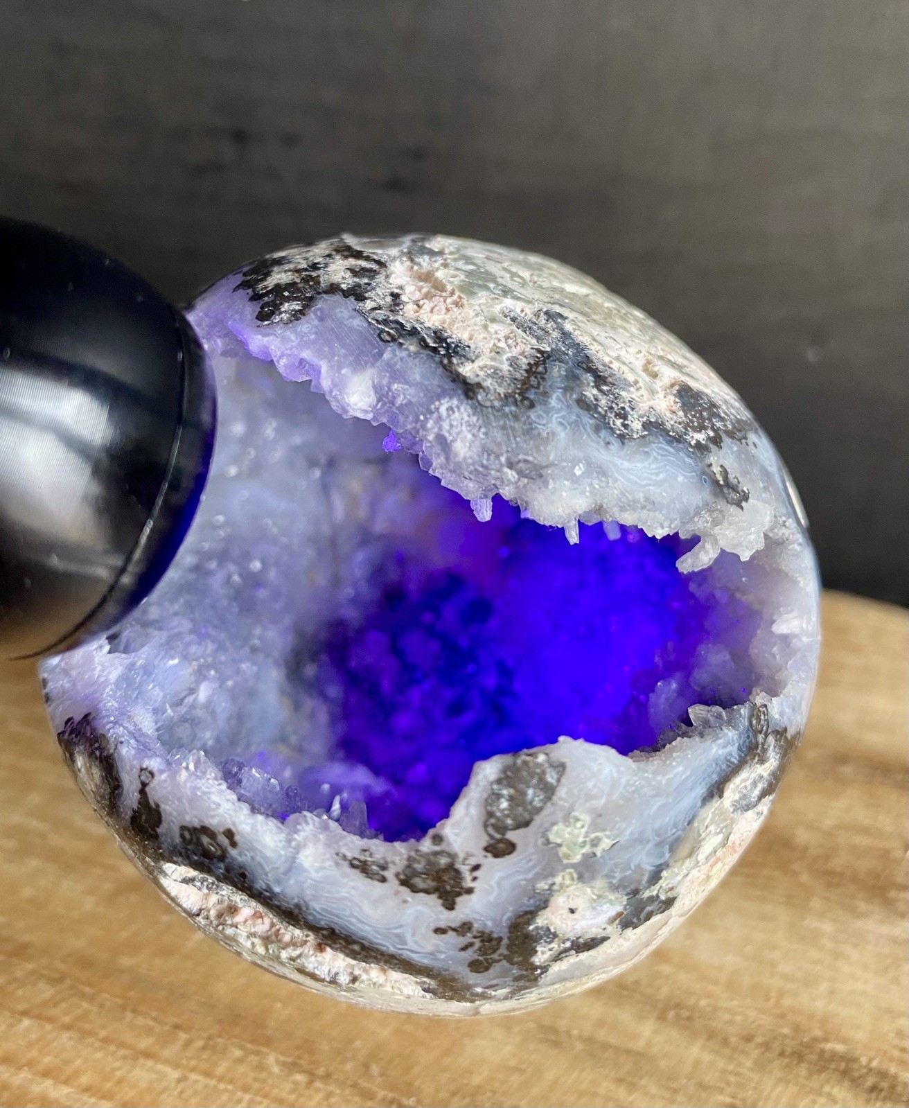 Crystal Argentina Agate Geode Sphere Druzy Raw UV High Quality Rare 264g 7.7cm